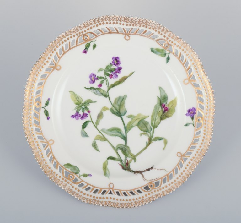 Royal Copenhagen Flora Danica, open lace lunch plate. Latin text. Decorated outside the factory.
