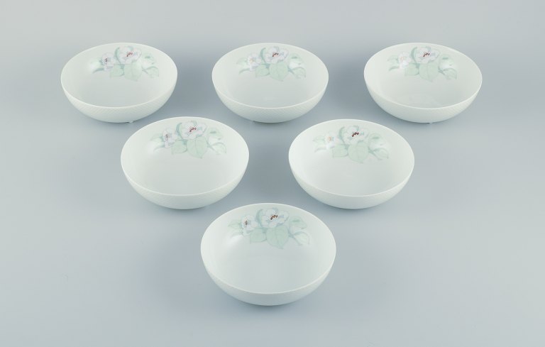 Tapio Wirkkala for Rosenthal Studio-linie, Century Blütentraum. Et sæt på seks porcelænsskåle dekoreret med blomstermotiv.