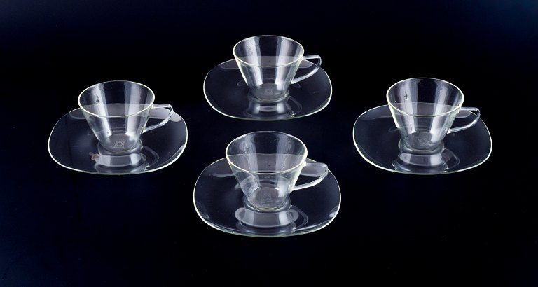 Jena-Glas, Schott & Gen/Mainz, Germany. Four coffee cups with  saucers. Bauhaus style.
