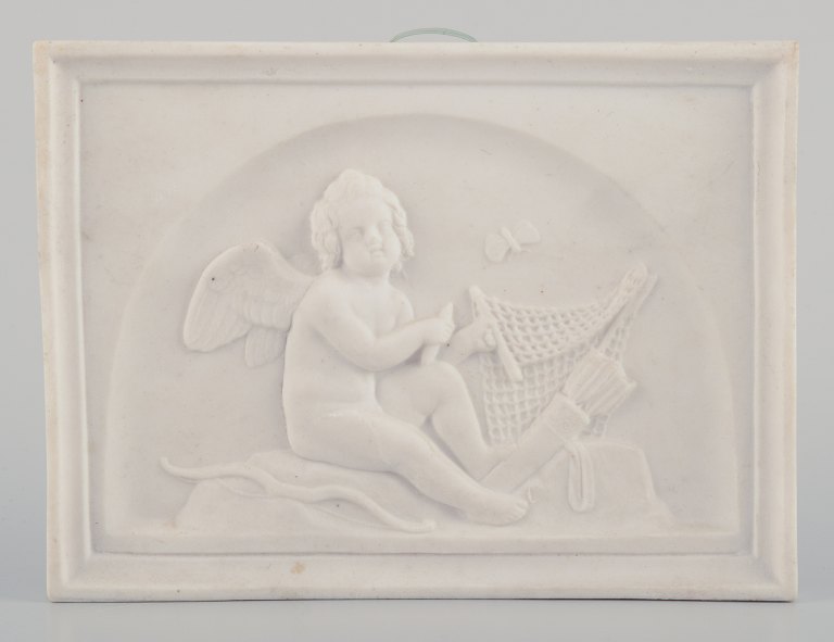 Bertel Thorvaldsen for Bing & Grøndahl. Amor virker et net.Relief i biscuit.