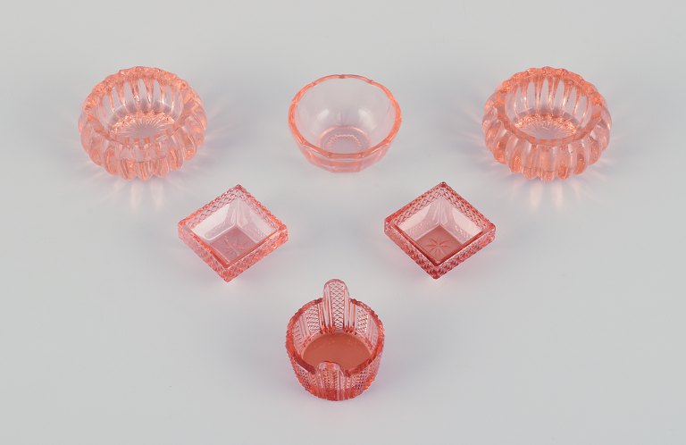 Fåglavik Glasbruk (1874-1980), Sweden.Six salt cellars in colored glass. Handmade pink glass.