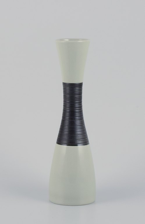 Carl Harry Stålhane for Rörstrand. "Bahia" ceramic vase. Modernist design. Gray and black glaze.