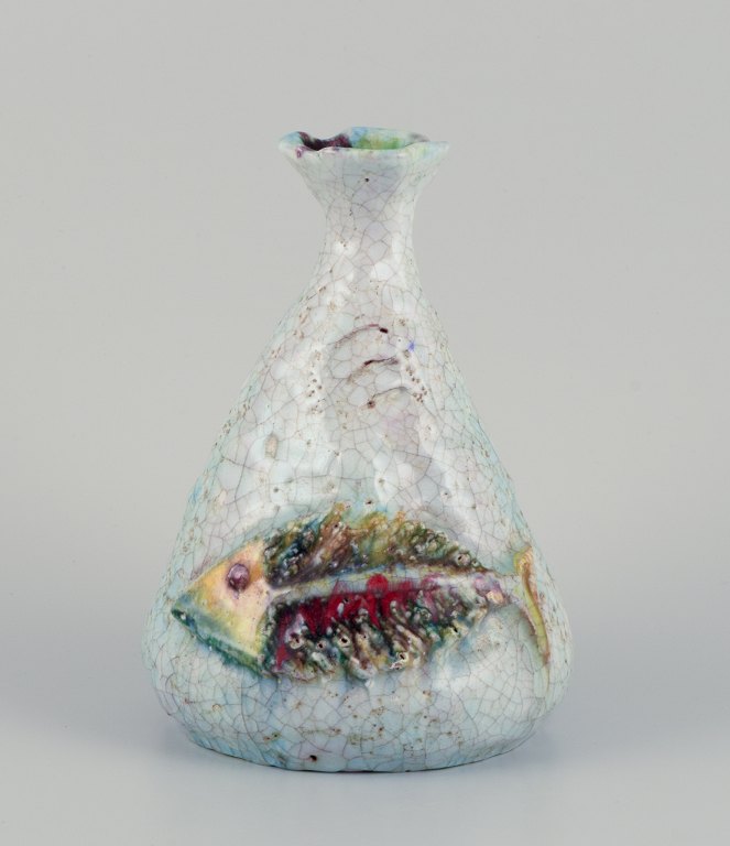 Marcello Fantoni (1915-2011), Italian ceramist. Large unique ceramic vase with fish in relief. Polychrome glaze.