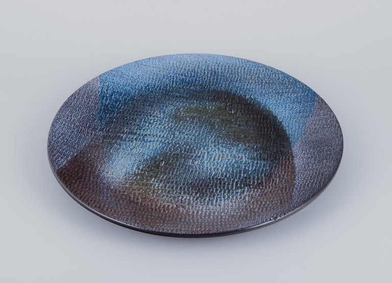 Ingrid Atterberg for Upsala Ekeby, Sverige. ”Colora” keramikfad. Glasur i blålige toner.