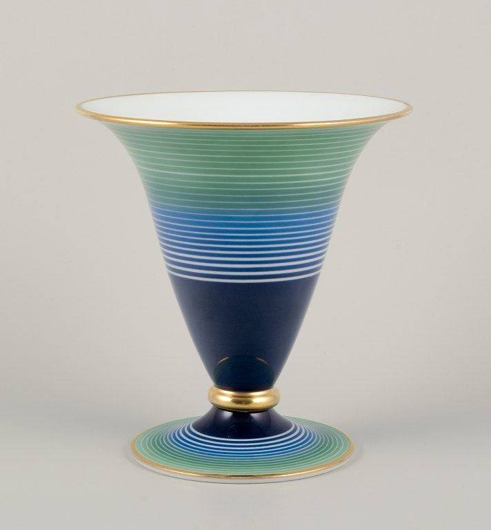 Rosenthal, Germany.Large trumpet-shaped Art Deco porcelain vase.
