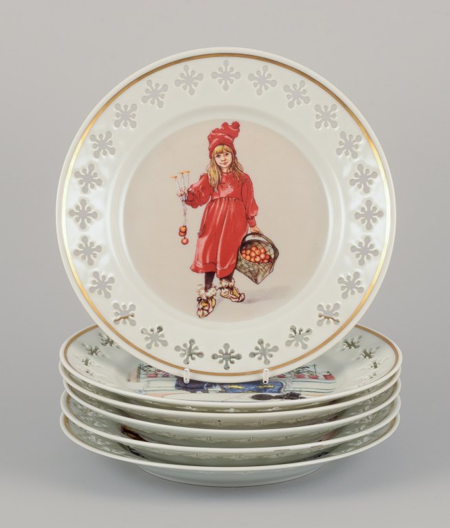 Bing og Grøndahl, Danmark. Et sæt på seks porcelænstallerkner, motiver fra Carl Larssons malerier.