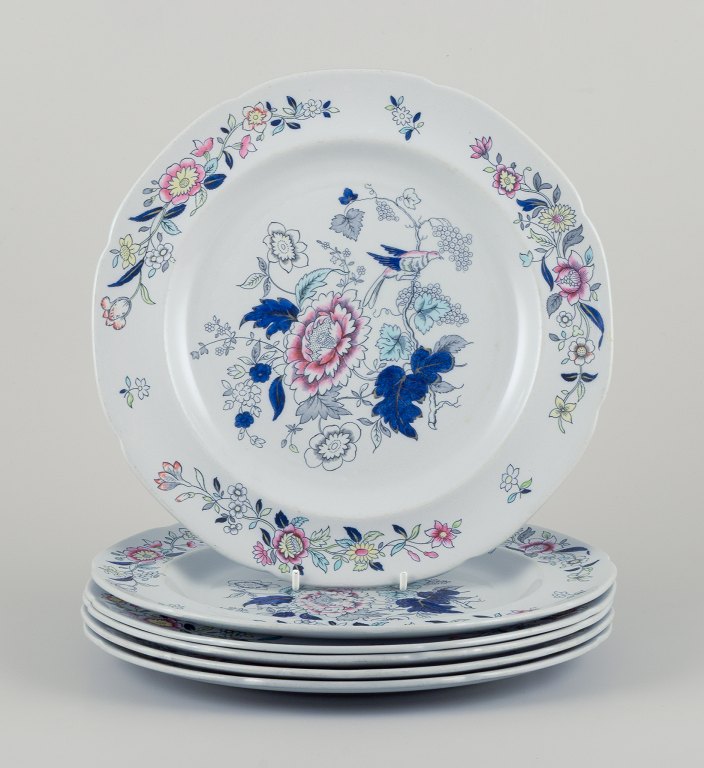 Copeland/Spode, England.Six dinner plates in faience.