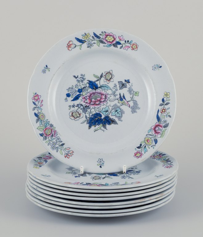 Copeland/Spode, England. Ni tallerkner i fajance.