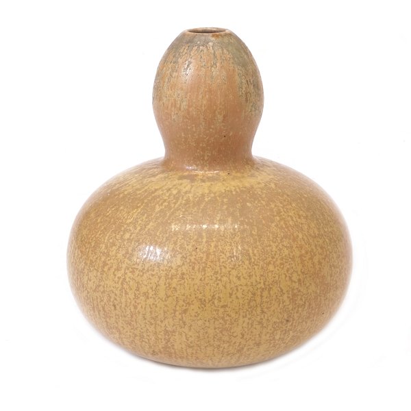 Axel Salto keramik. Axel Salto, 1889-1961, stentøjsvase i kalabasform med fugleægglasur. Signeret Salto. H: 14,5cm