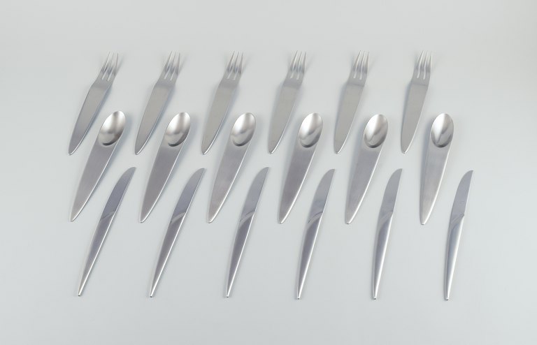 Appetize, Nedda El-Asmar for Gense, Sweden.Dinner service for six people.