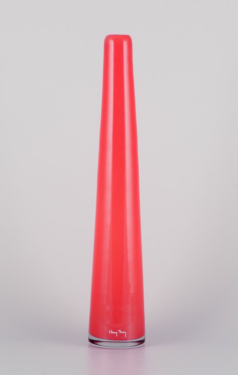 Henry Dean, Belgian glass artist.Tall and slender art glass vase. Orange glass.