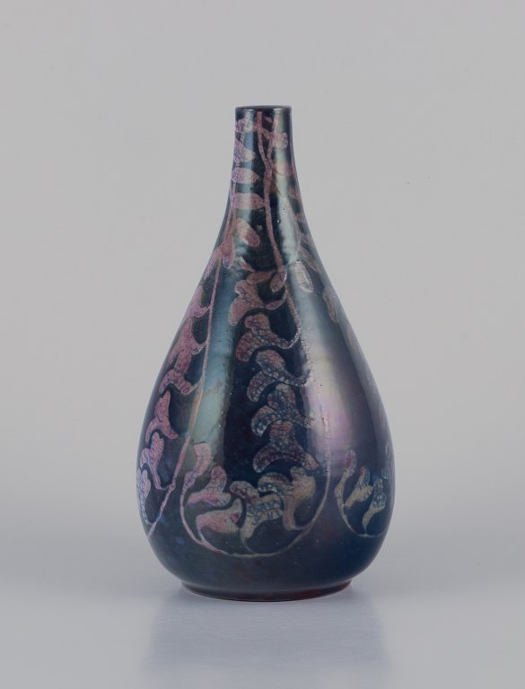 Kähler, Danmark.Stor dråbeformet keramikvase. Sjælden model.