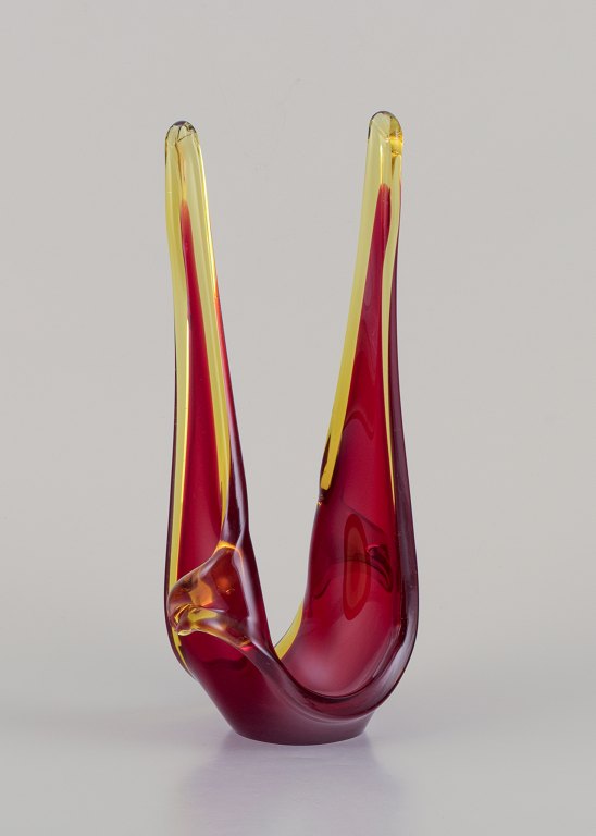Flavio Poli/Seguso, Murano.Bowl in yellow and red art glass.