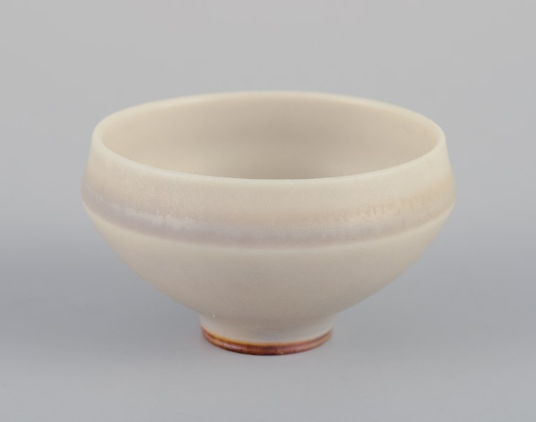 Berndt Friberg for Gustavsberg Studiohand. Miniatureskål i glaseret keramik.