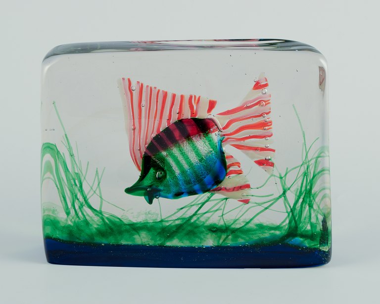 Murano aquarium.Very large model.