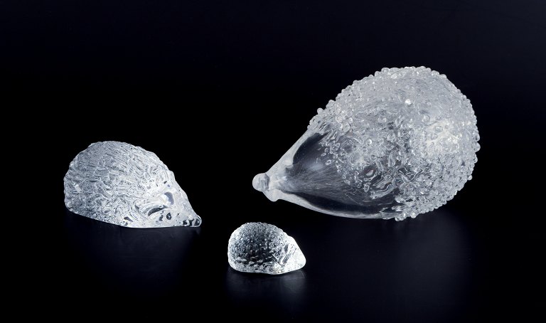 Hadeland, Norway, among others.Three hedgehogs in clear art glass