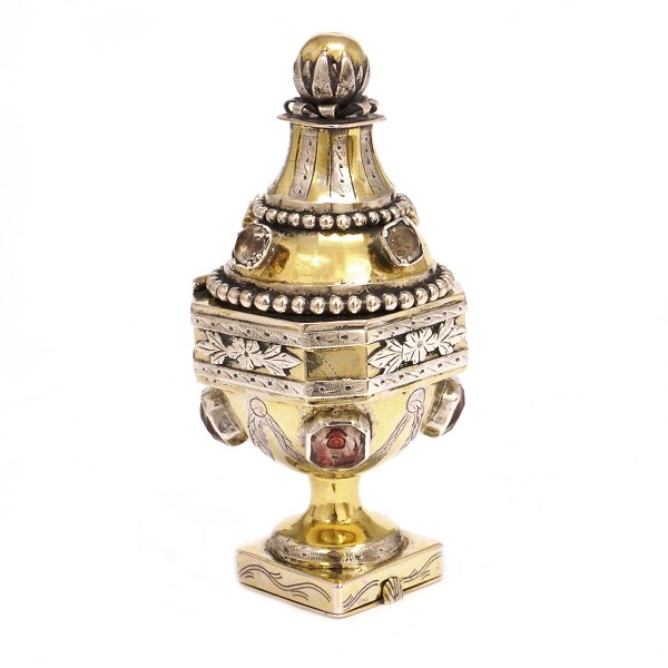 Silver vinaigrette by Johan Adolf Müller, Haderslev, Denmark, 1789-1850H: 8,6cm. W: 66,7gr