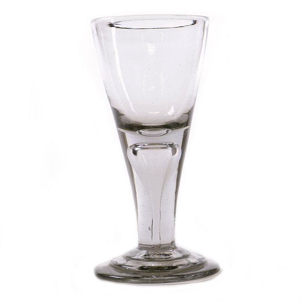 Meget kraftigt norsk nøgen jomfru glas med trappefod. Nøstetangen Glasværk ca. år 1770. H: 18,6cm