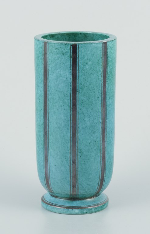 Wilhelm Kåge for Gustavsberg, Sverige.”Argenta” karamikvase.