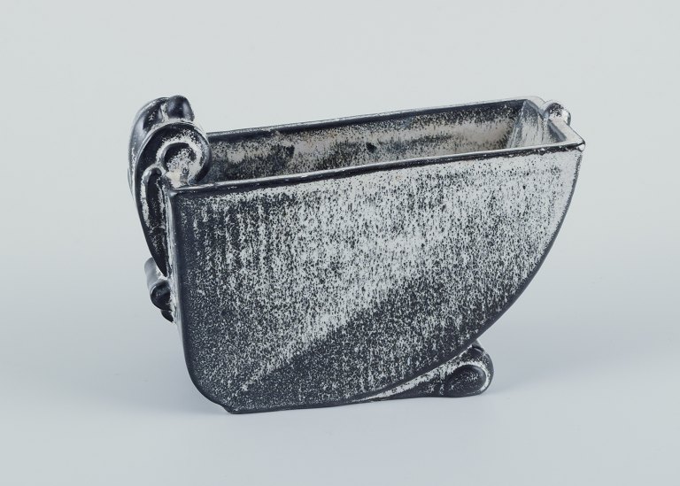 Svend Hammershøi for Kähler, Denmark.Rare Art Deco flowerpot in ceramic.