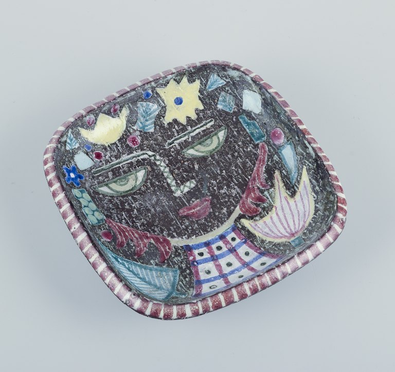 Mari Simmulson for Upsala Ekeby. Ceramic bowl.