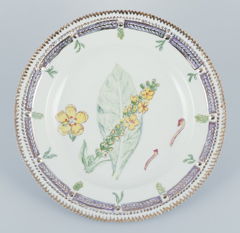 Royal Copenhagen Flora Danica.Dinner plate.