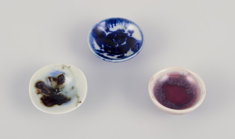 Carl Harry Stålhane for "Designhuset", Sweden.Three unique miniature bowls in stoneware.