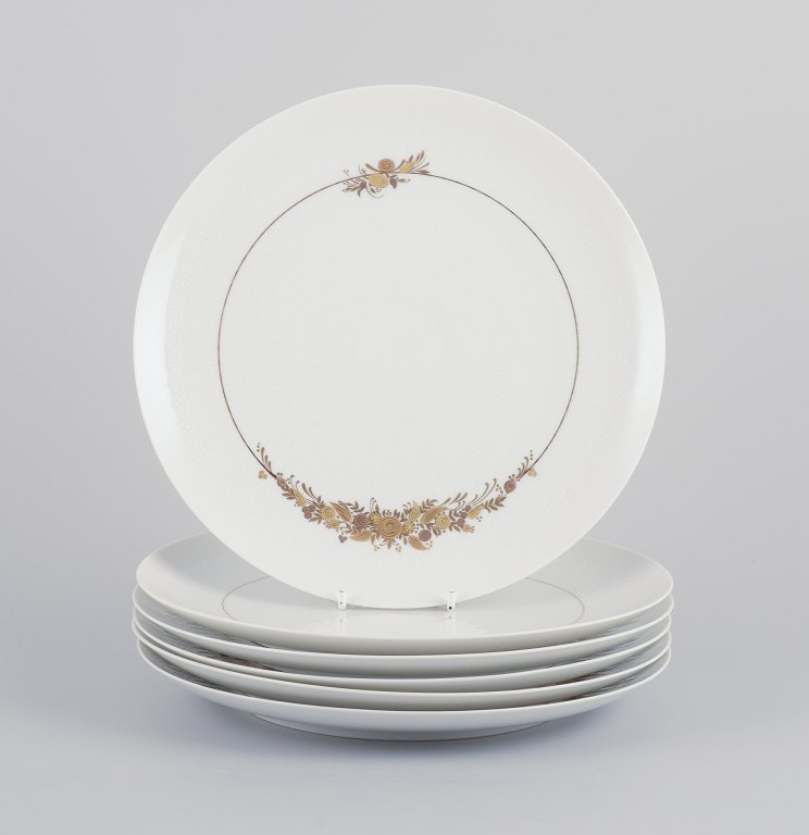 Bjørn Wiinblad for Rosenthal Studioline.Et sæt på seks ”Romanze” middagstallerkener i porcelæn.