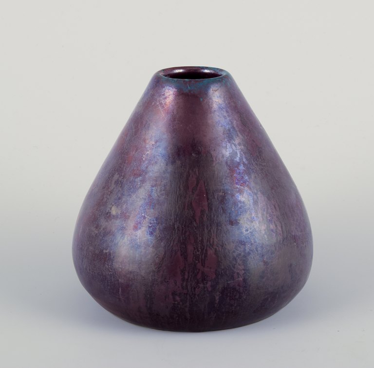 Søren Kongstrand, Danish ceramicist.Unique vase in shiny glaze.