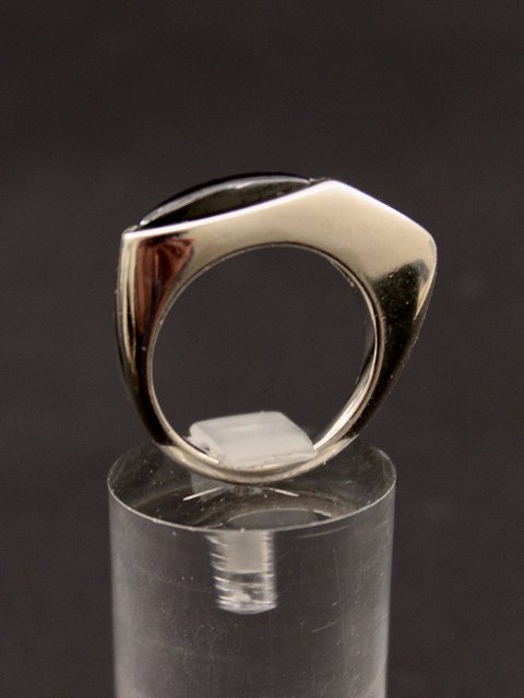 Sterling sølv ring med mørk karneol