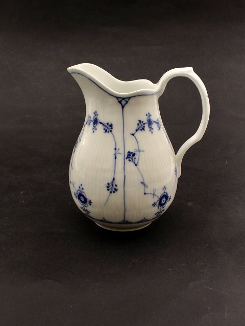Royal Copenhagen sjælden mælkekande 1/157