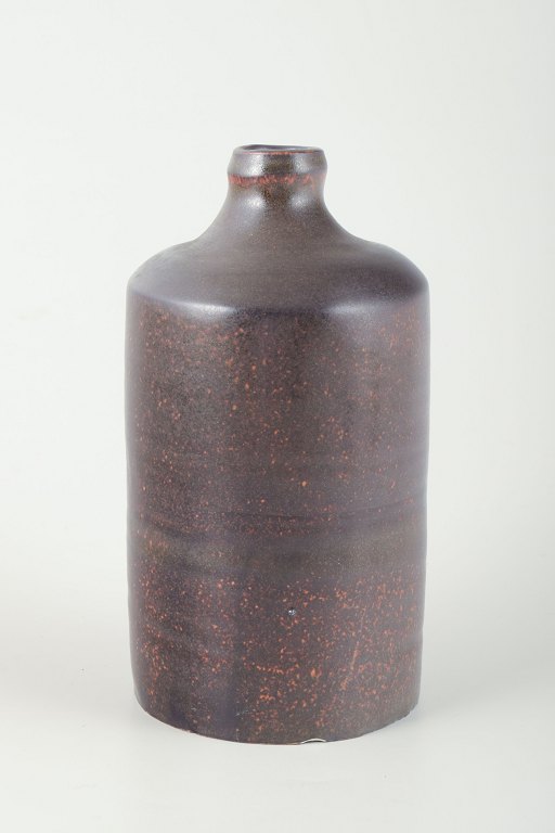 Europæisk studiokeramiker, vase.