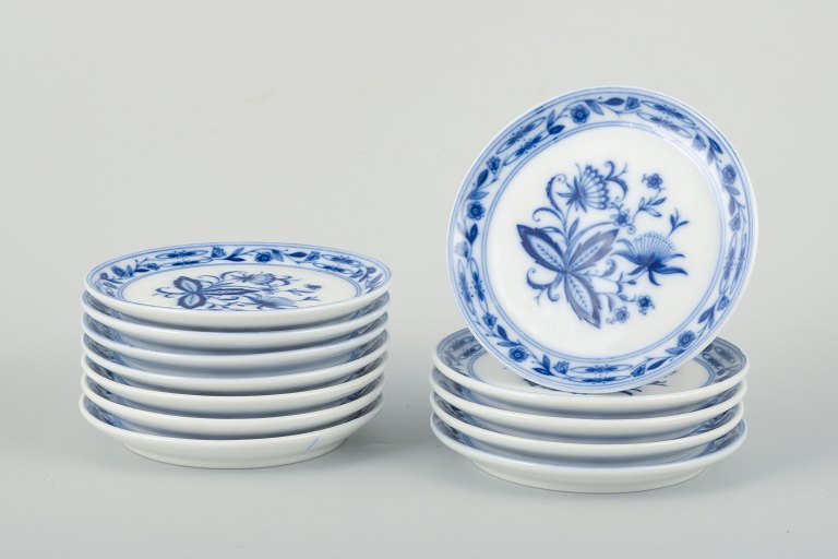 J. Kronester, 12 smørkuvert-/vinbakker.