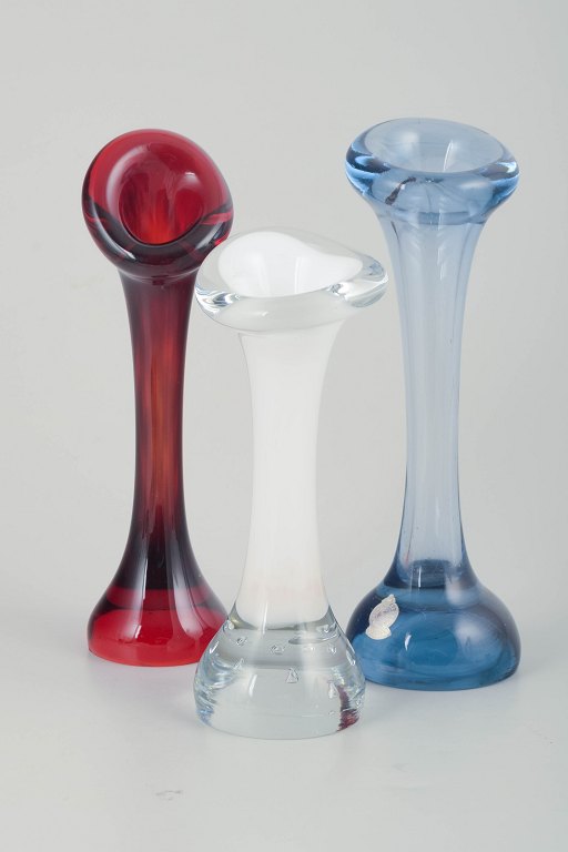 Mantorp Glasbruk & Skånska GlasbruketTre vaser.