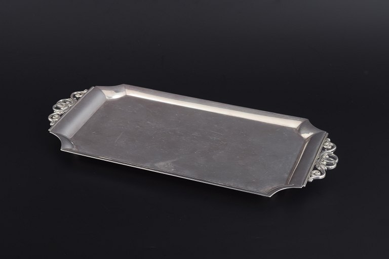 Georg JensenSølvbakke, model 305B, efter 1945.