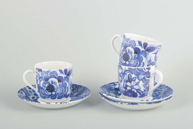 Gefle, "Blå Blomster"3 kaffekopper med underkopper.