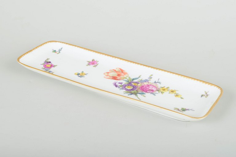Royal CopenhagenSaxon Flower pen tray, late 19th century.