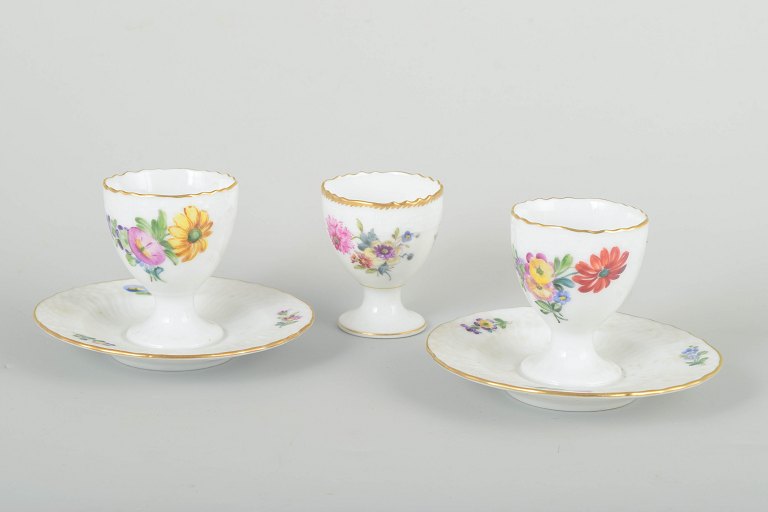 Royal CopenhagenSachsisk Blomst æggebægre, ca. 1900.