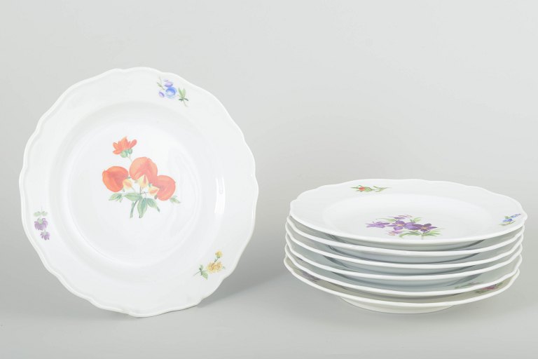 MeissenSyv små frokosttallerkener, ca. 1930’erne.