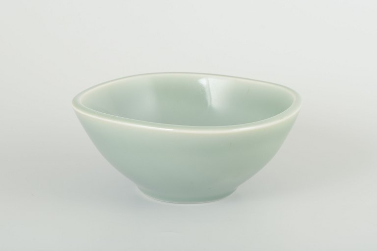 Nils Thorsson Royal Copenhagen.Skål, model 4204, 1940’erne.