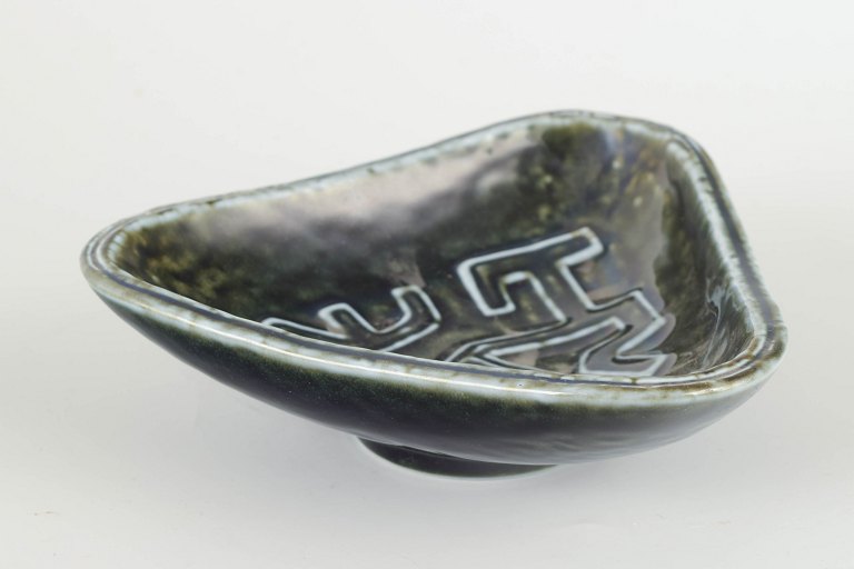 Gunnar Nylund for Rörstrand“Farina” bowl, 1960s.