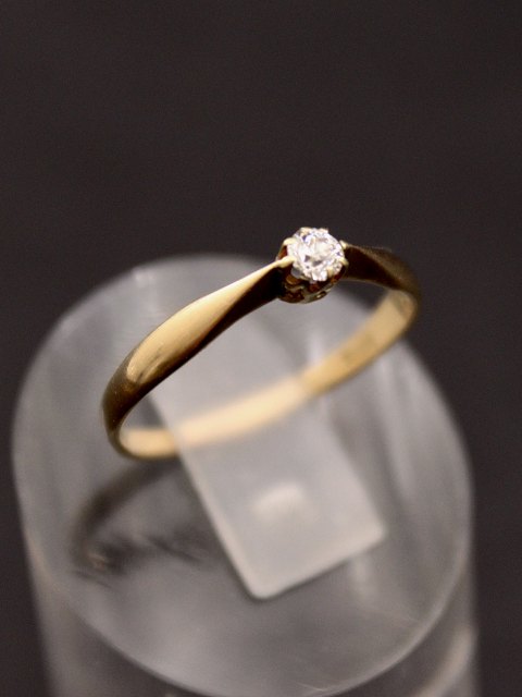 14 karat spinkel guld ring  med diamant