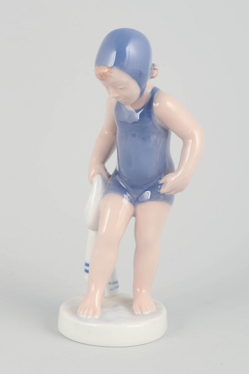 Royal CopenhagenFigur “Svømmeren”, model 4529, 1980’erne.
