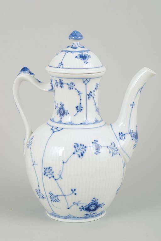 Royal CopenhagenBlue Fluted Plain – Coffee Pot, Model 1/48.