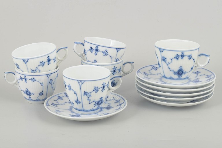 Royal Copenhagenmusselmalet riflet – Sæt af 6 kaffekopper.