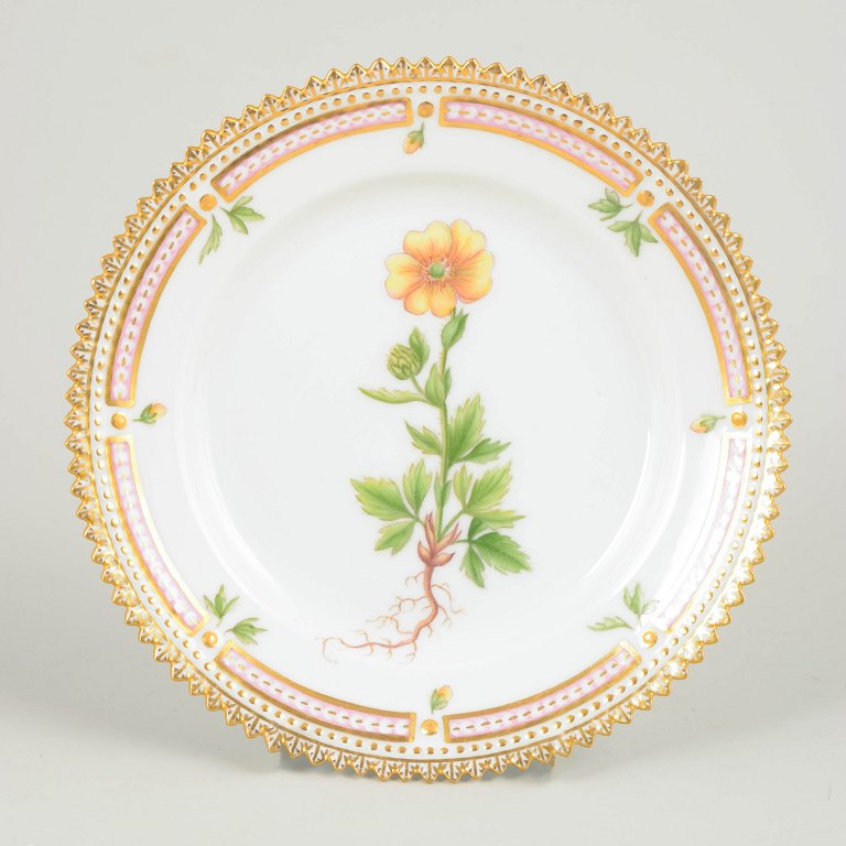 Royal Copenhagen Flora Danica Sidetallerken, 1964