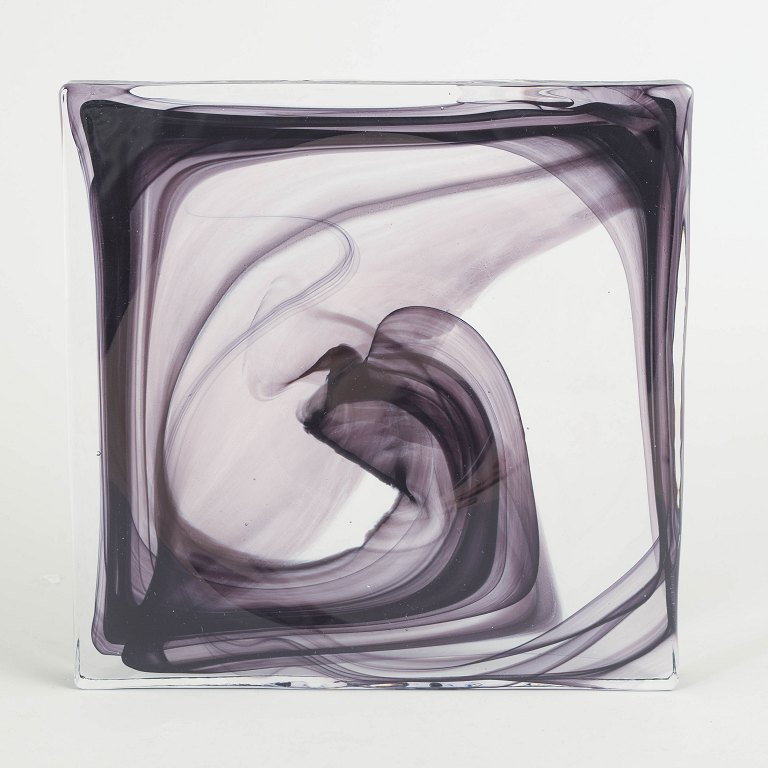 Kosta Boda, Cirrus Black, kunstglasobjekt.