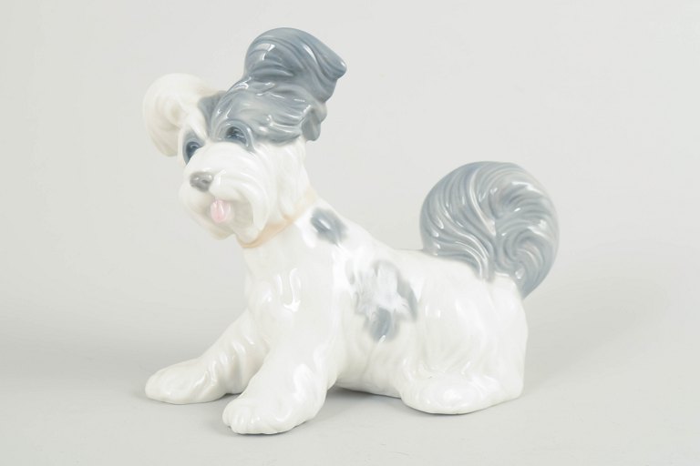 Lladró, Spanien, hundefigur.