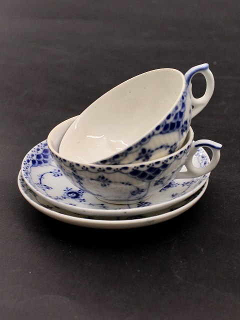 Royal Copenhagen et par små tekopper 1/526