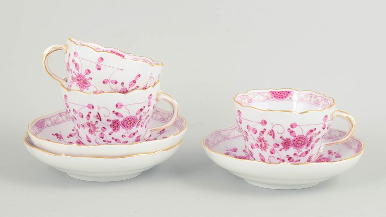 Meissen, "Pink Indian" sæt af tre store kaffekopper med underkopper.
